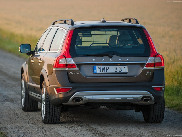 Volvo XC70 фото