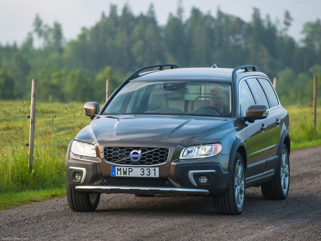 Volvo XC70 фото