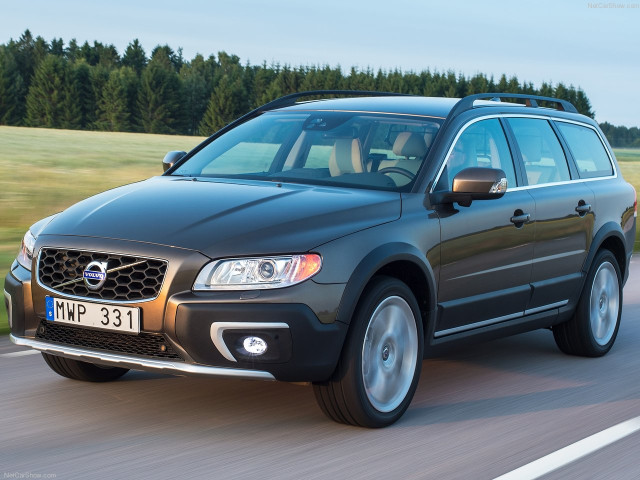 Volvo XC70 фото