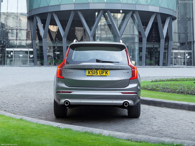 Volvo XC90 UK-Version фото