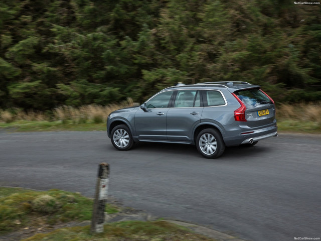 Volvo XC90 UK-Version фото