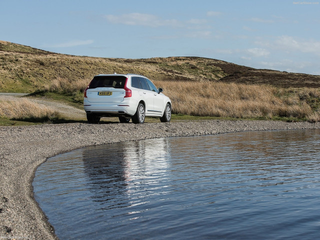 Volvo XC90 UK-Version фото