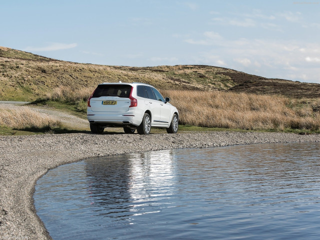 Volvo XC90 UK-Version фото