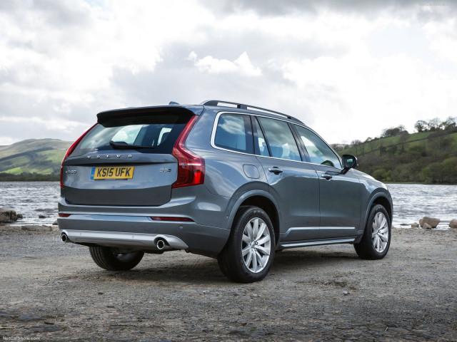 Volvo XC90 UK-Version фото