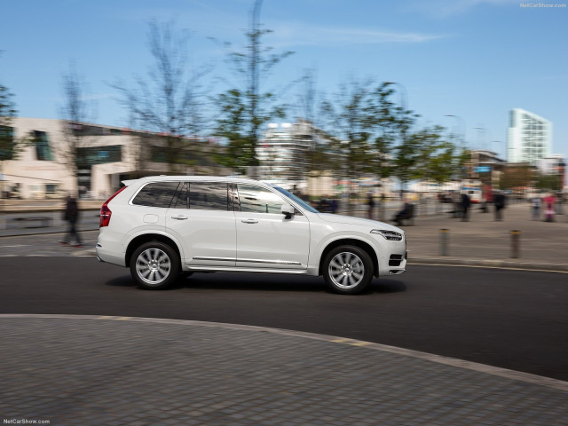 Volvo XC90 UK-Version фото