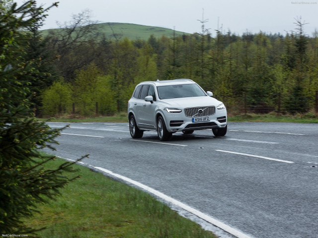 Volvo XC90 UK-Version фото