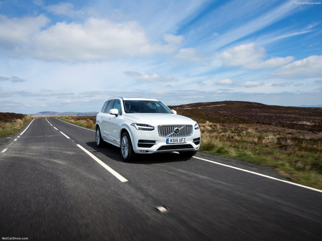 Volvo XC90 UK-Version фото