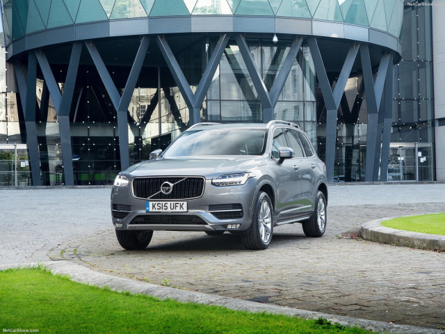 Volvo XC90 UK-Version фото