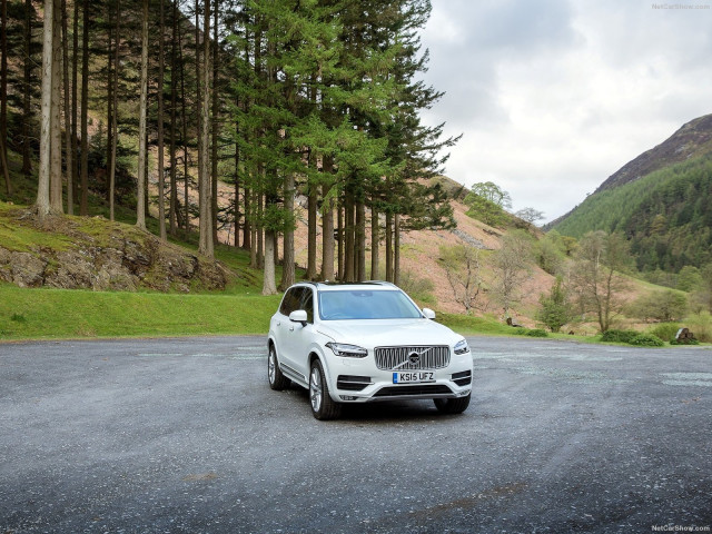 Volvo XC90 UK-Version фото