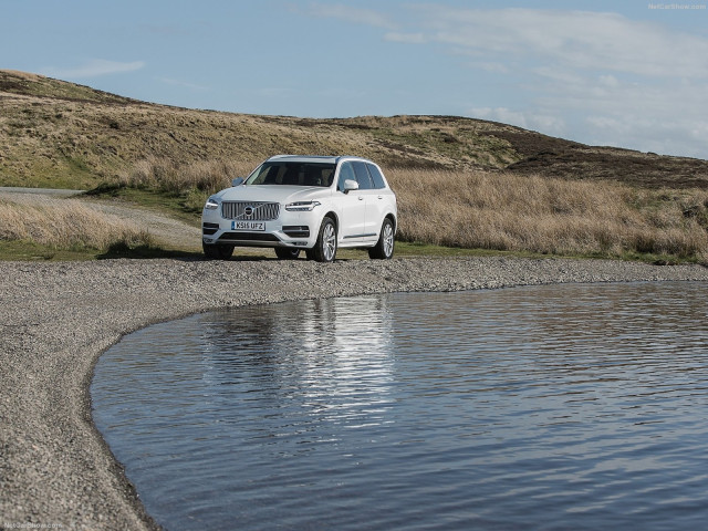 Volvo XC90 UK-Version фото