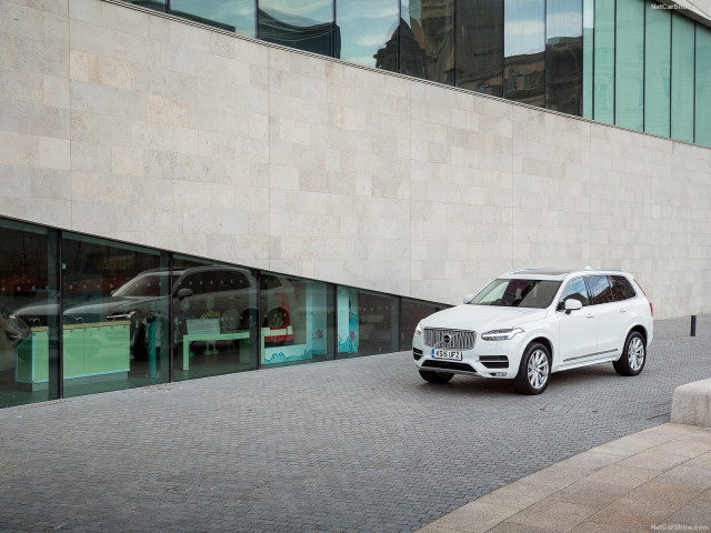 Volvo XC90 UK-Version фото