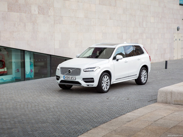 Volvo XC90 UK-Version фото