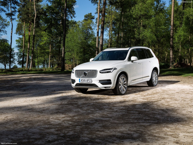 Volvo XC90 UK-Version фото