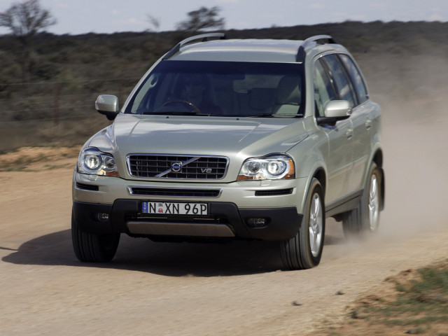 Volvo XC90 фото