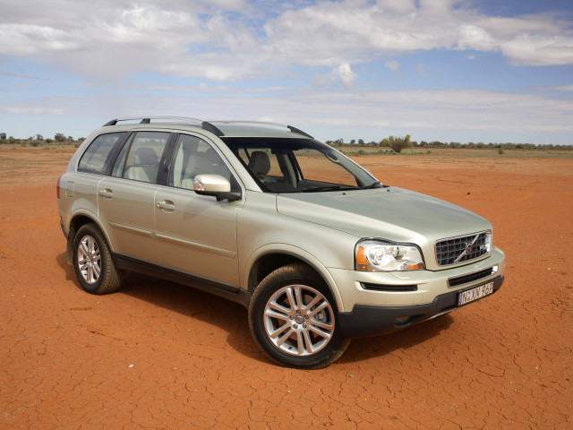 Volvo XC90 фото