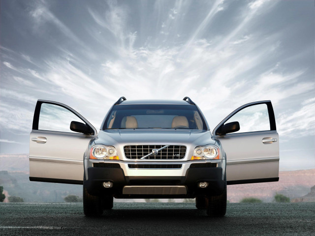 Volvo XC90 фото