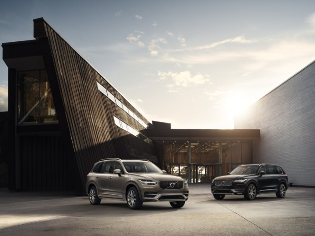 Volvo XC90 фото