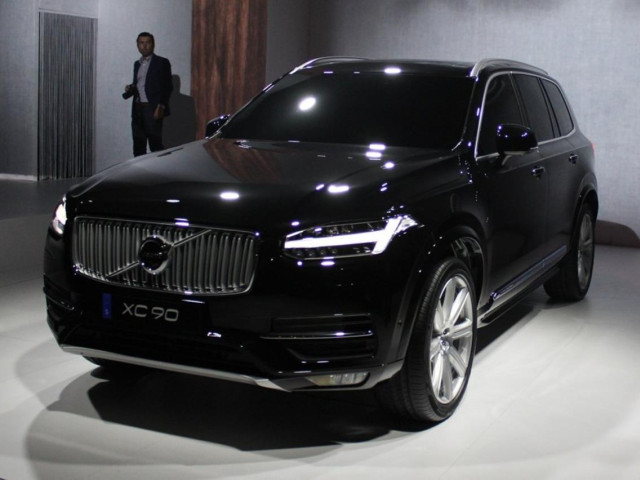 Volvo XC90 фото