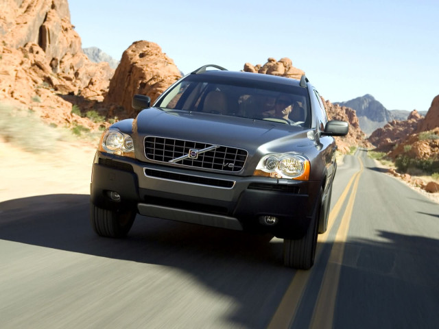 Volvo XC90 фото