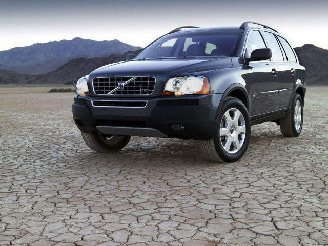 Volvo XC90 фото