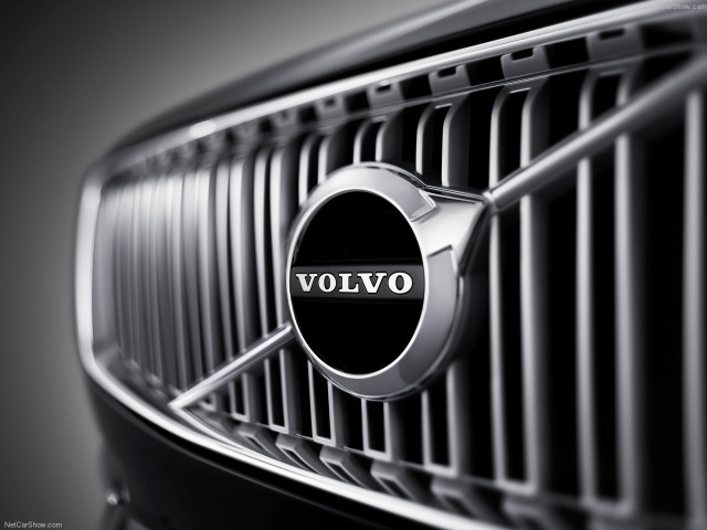 Volvo XC90 фото