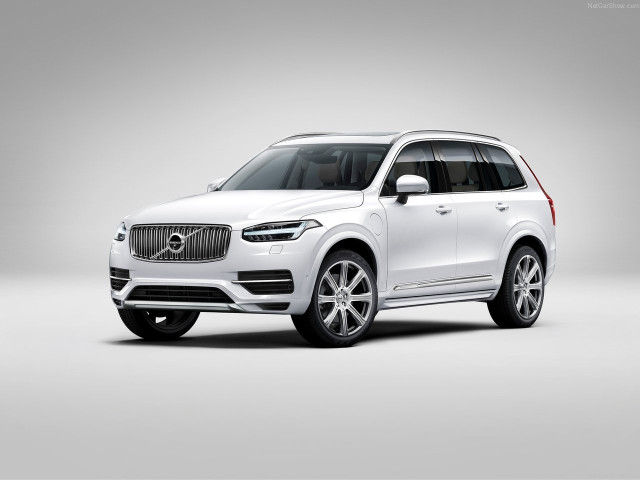 Volvo XC90 фото