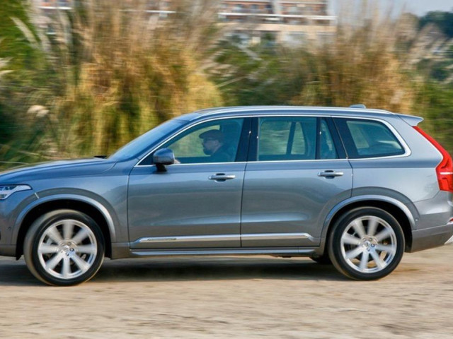 Volvo XC90 фото