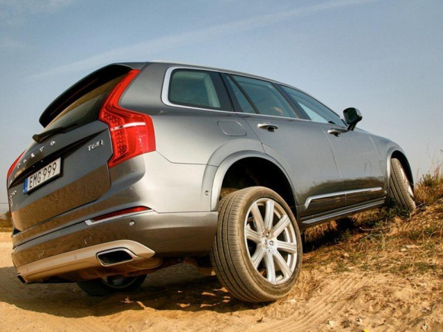 Volvo XC90 фото