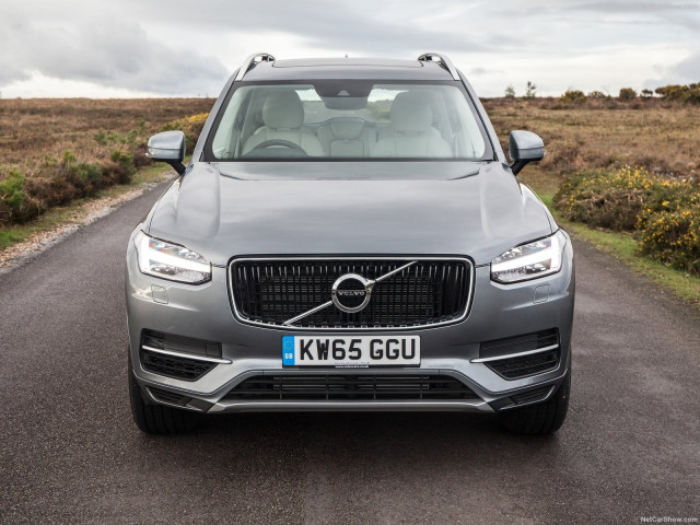 Volvo XC90 фото