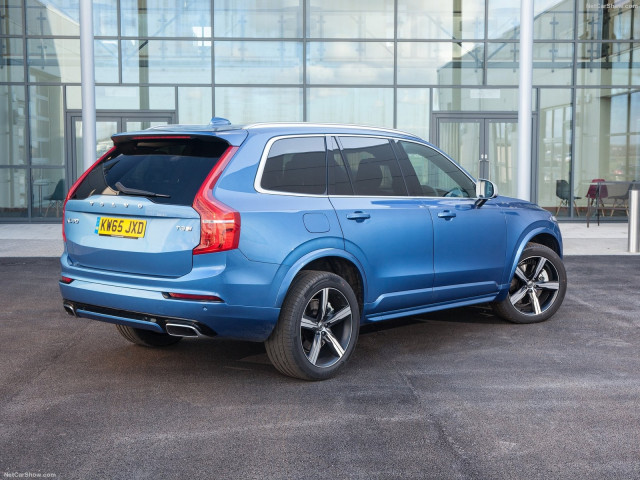 Volvo XC90 фото