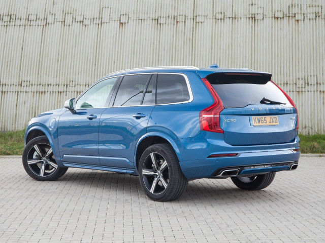 Volvo XC90 фото