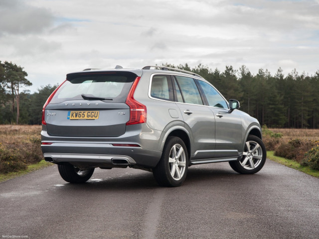 Volvo XC90 фото