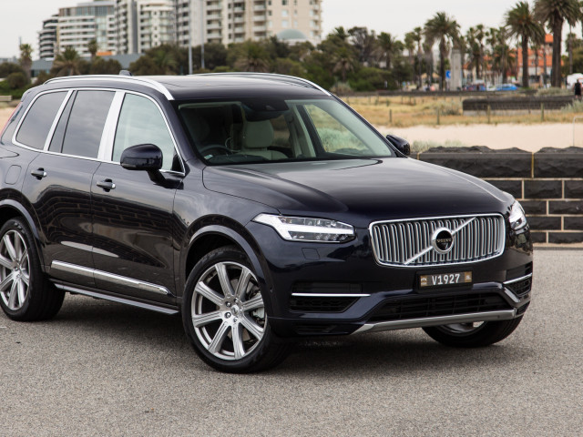 Volvo XC90 фото