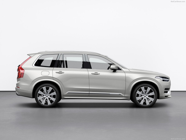 Volvo XC90 фото