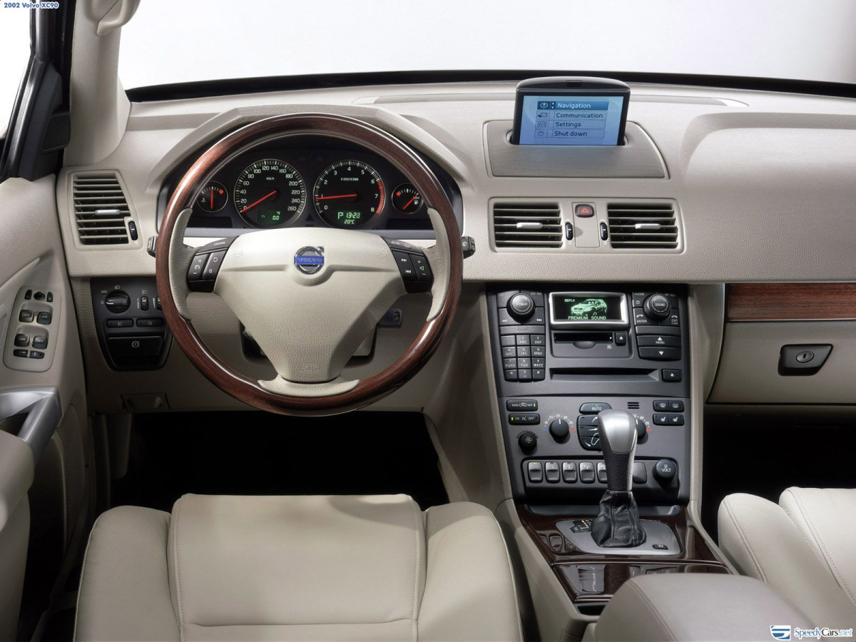 Volvo XC90 фото 7369