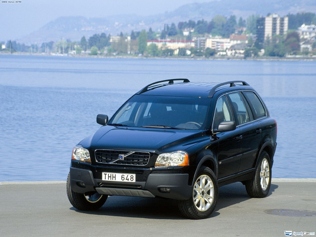 Volvo XC90 фото