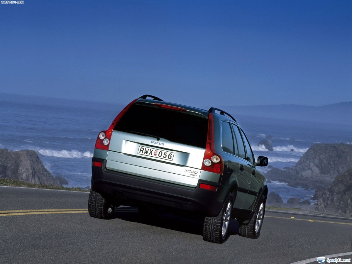 Volvo XC90 фото 7378