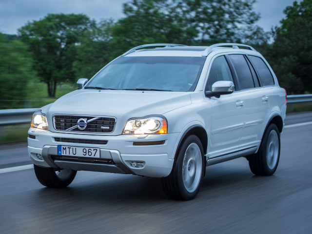 Volvo XC90 фото