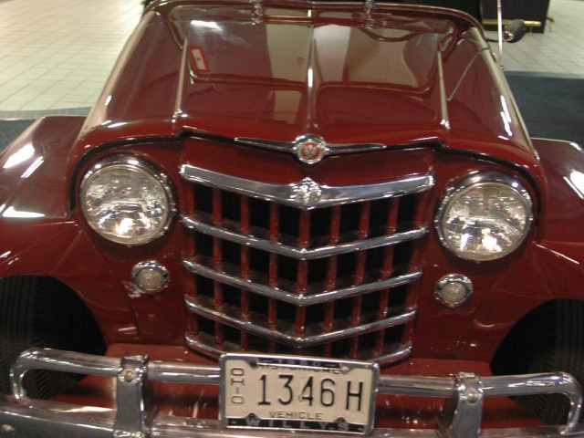 Willys Jeepster Phaeton фото