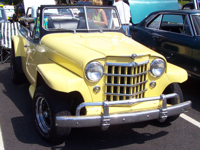 Willys Jeepster Phaeton фото