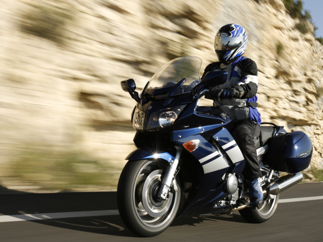 Yamaha FJR1300 фото