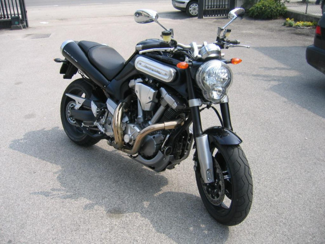 Yamaha MT 01 фото