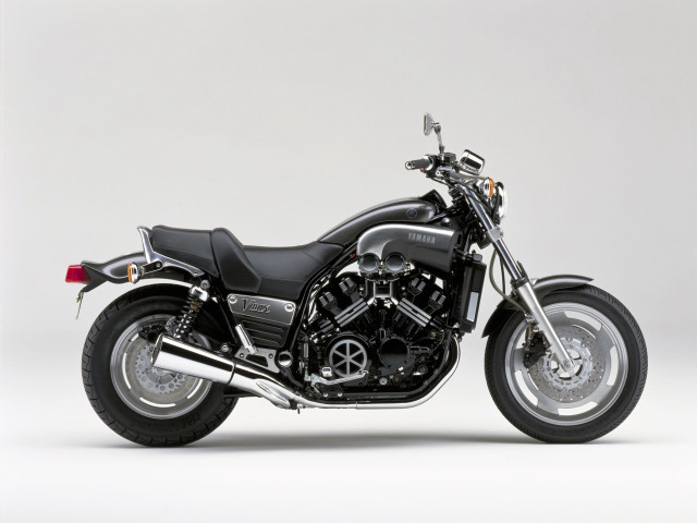 Yamaha V-MAX фото