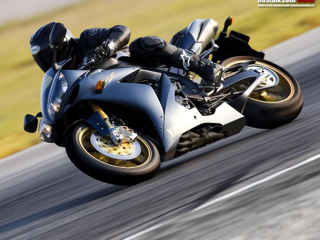 Yamaha YZF-R1 SP фото