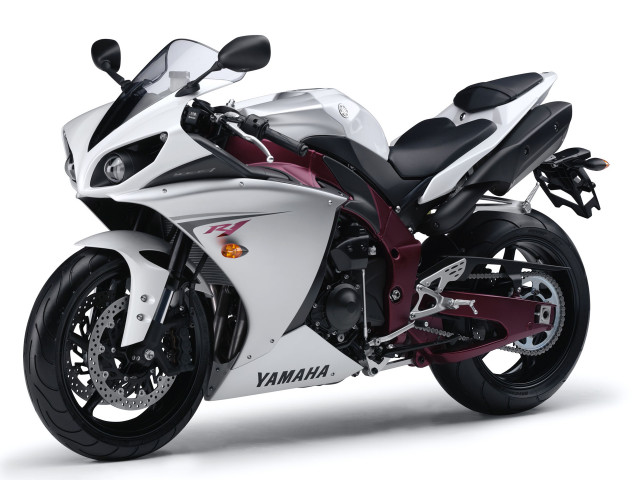 Yamaha YZF-R1 фото