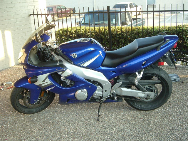 Yamaha YZF600R фото