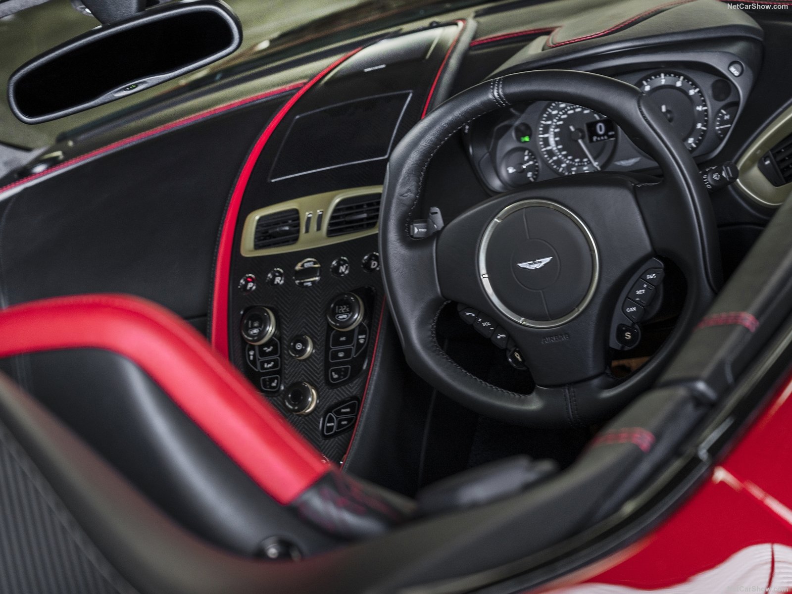 Aston Martin Vanquish Interior