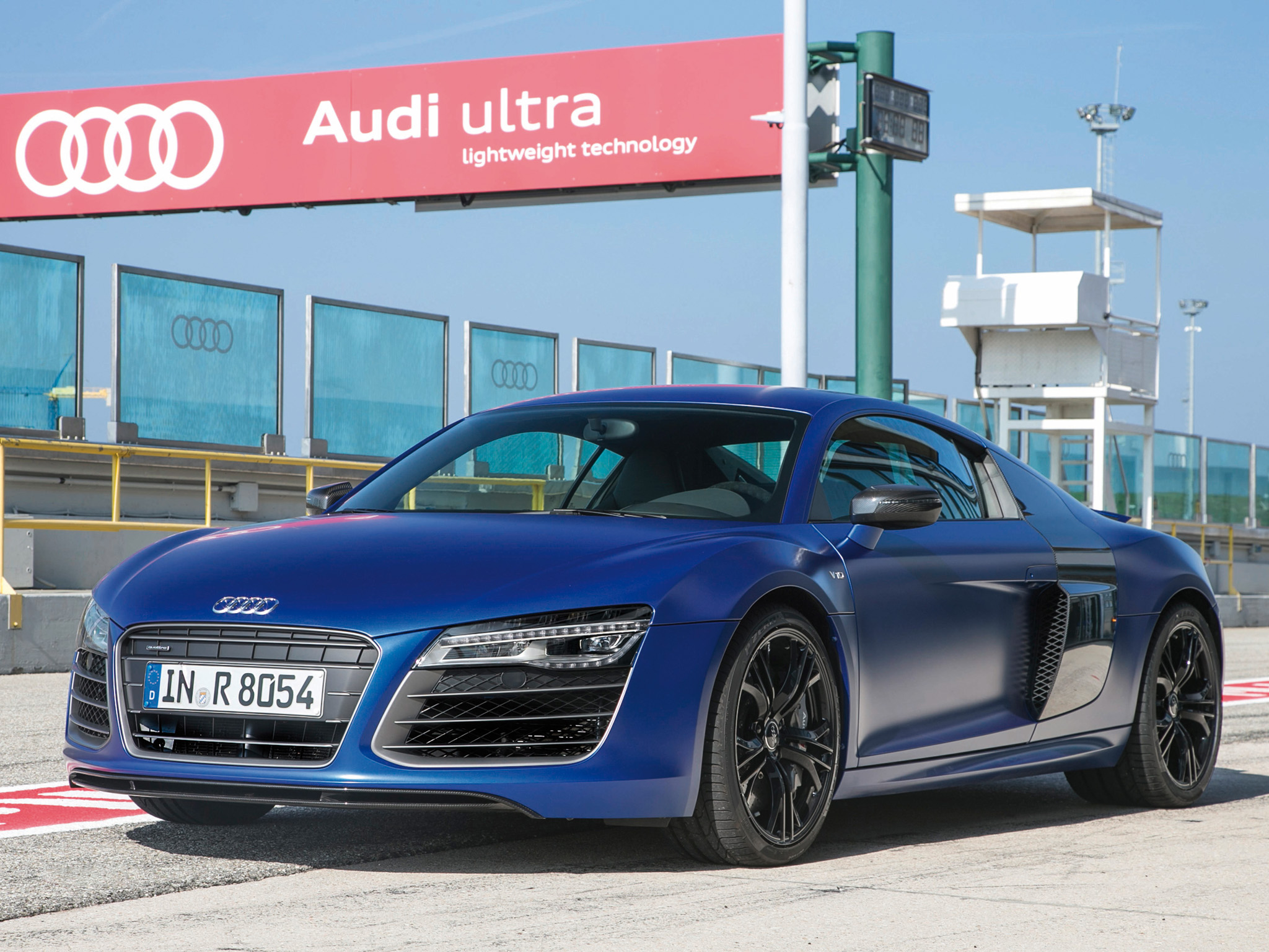 Audi r8 v10. Audi r8 v10 Plus 2014. Ауди r8 2022. Audi r8 Coupe v10 Plus. Audi r8 v10 Plus 2010.