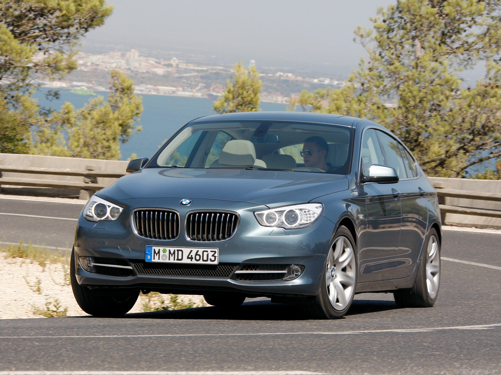 BMW 5 Series 2011