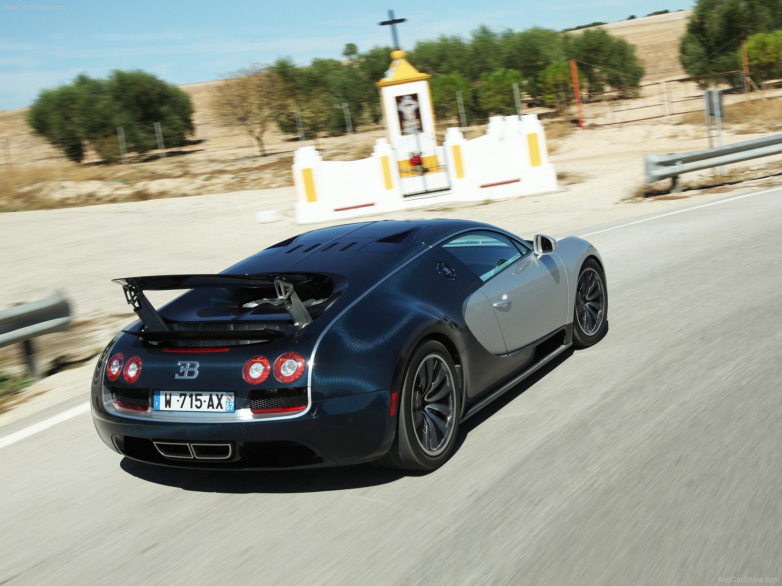 Bugatti 2011